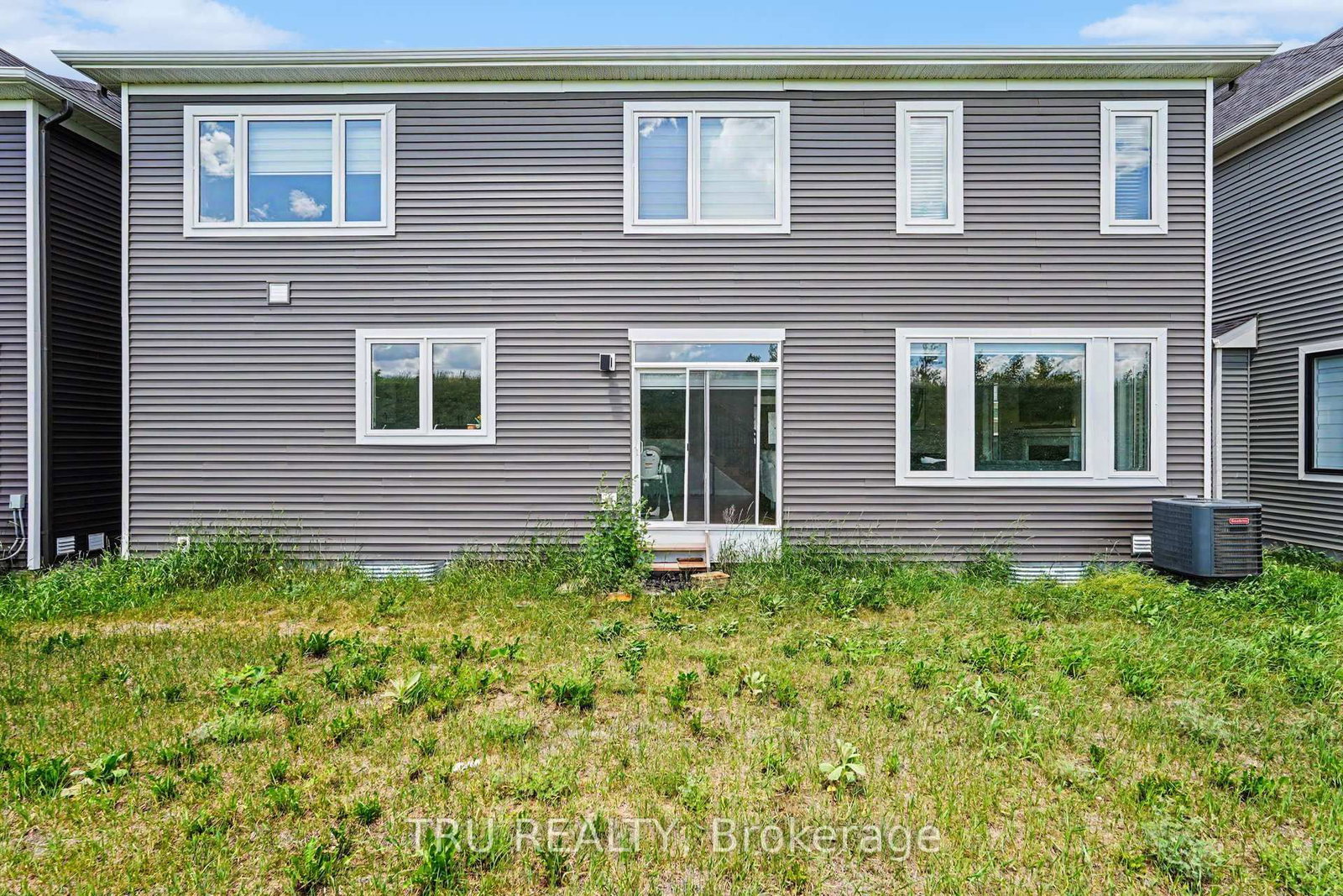 748 EMINENCE Street • Ottawa, ON photo 29