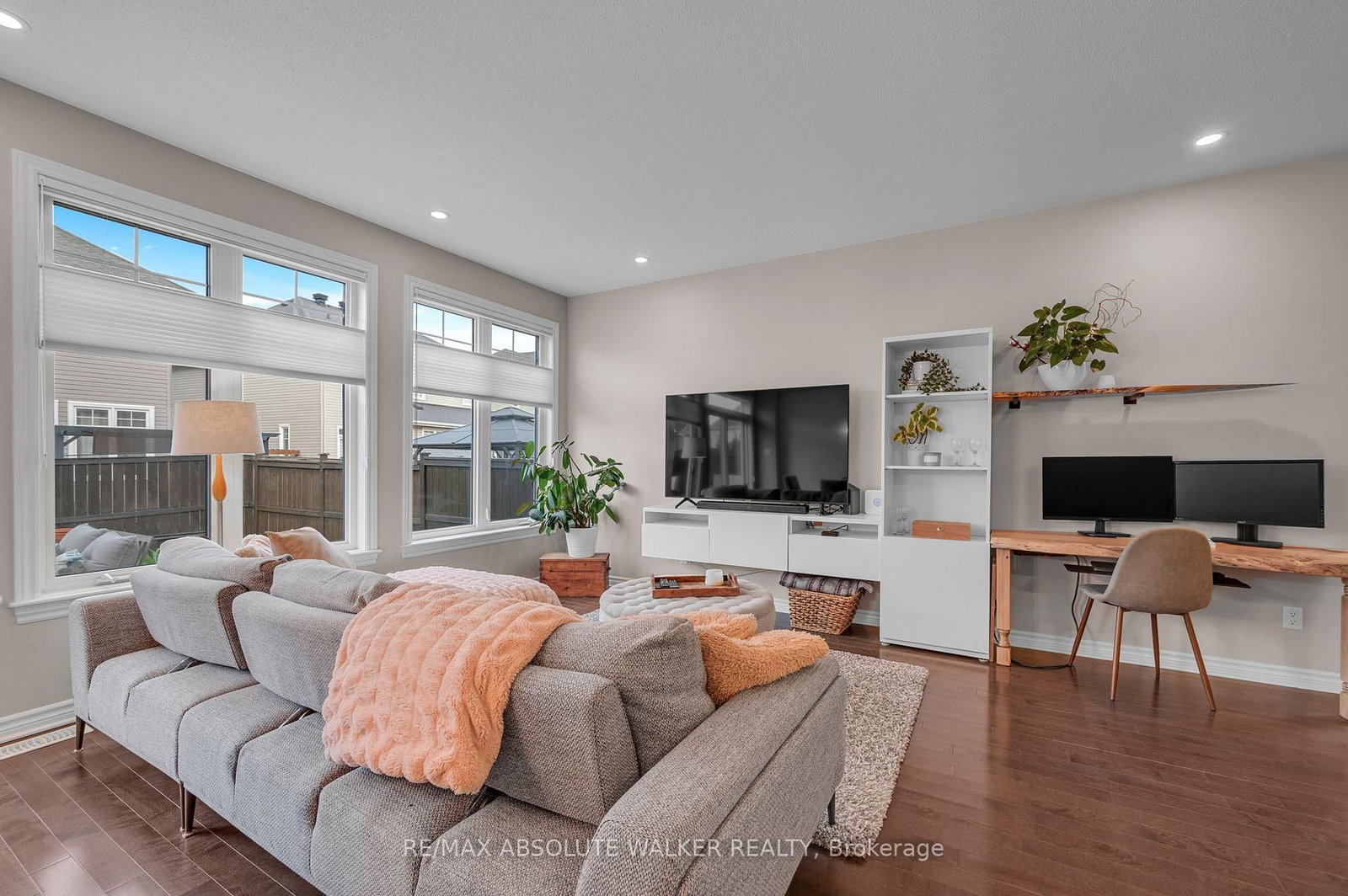 400 Gerry Lalonde Drive • Ottawa, ON photo 10