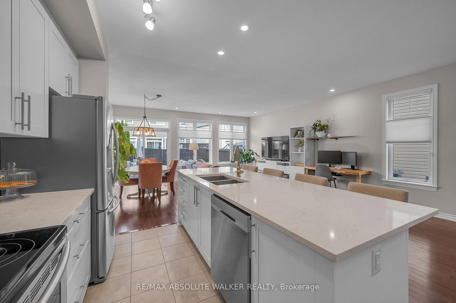 400 Gerry Lalonde Drive • Ottawa, ON photo 23
