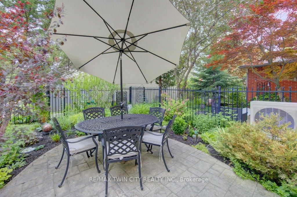 69 Troy Street • Kitchener, ON photo 36