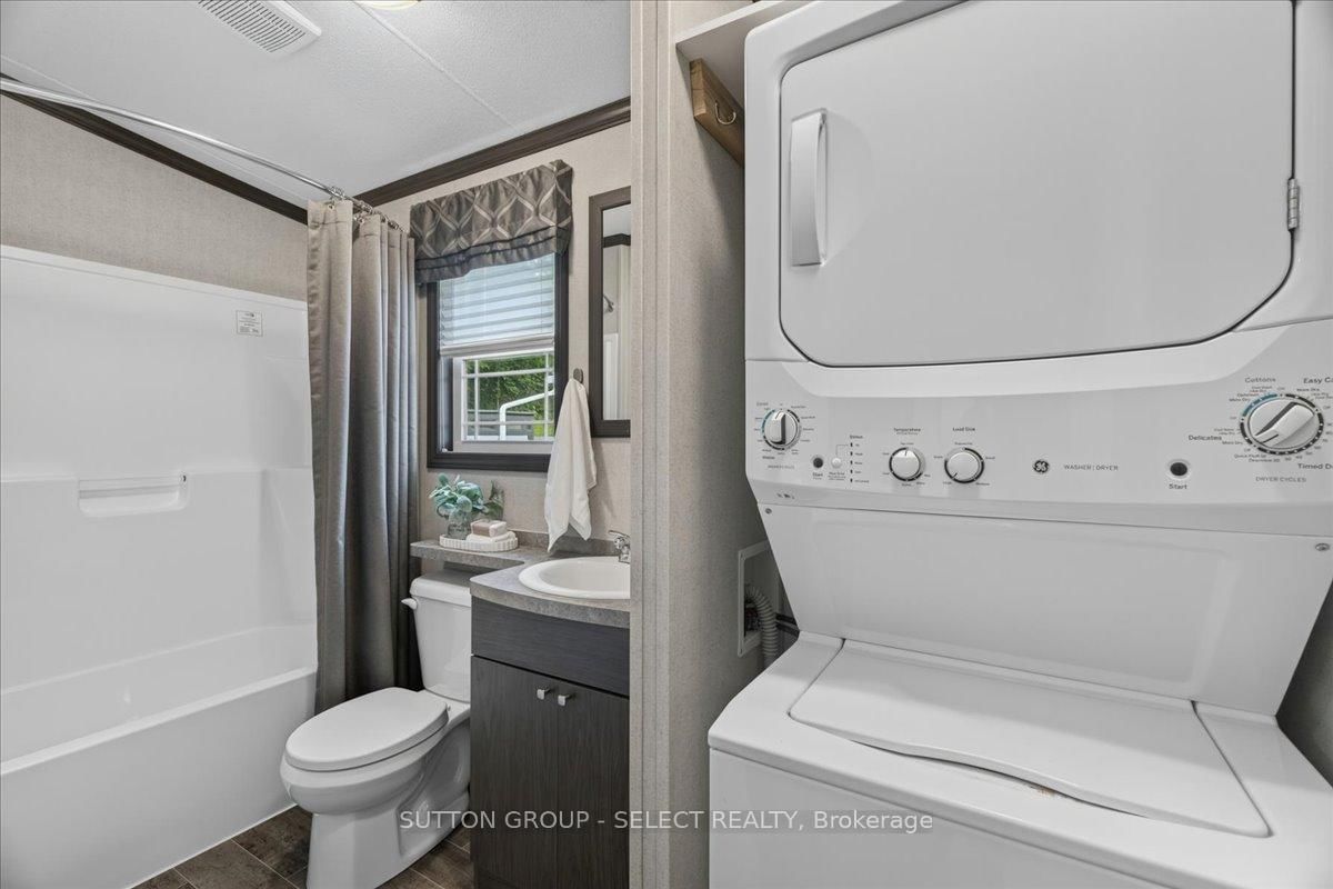 8685 Rock Glen Road • #415 • Lambton Shores, ON photo 11