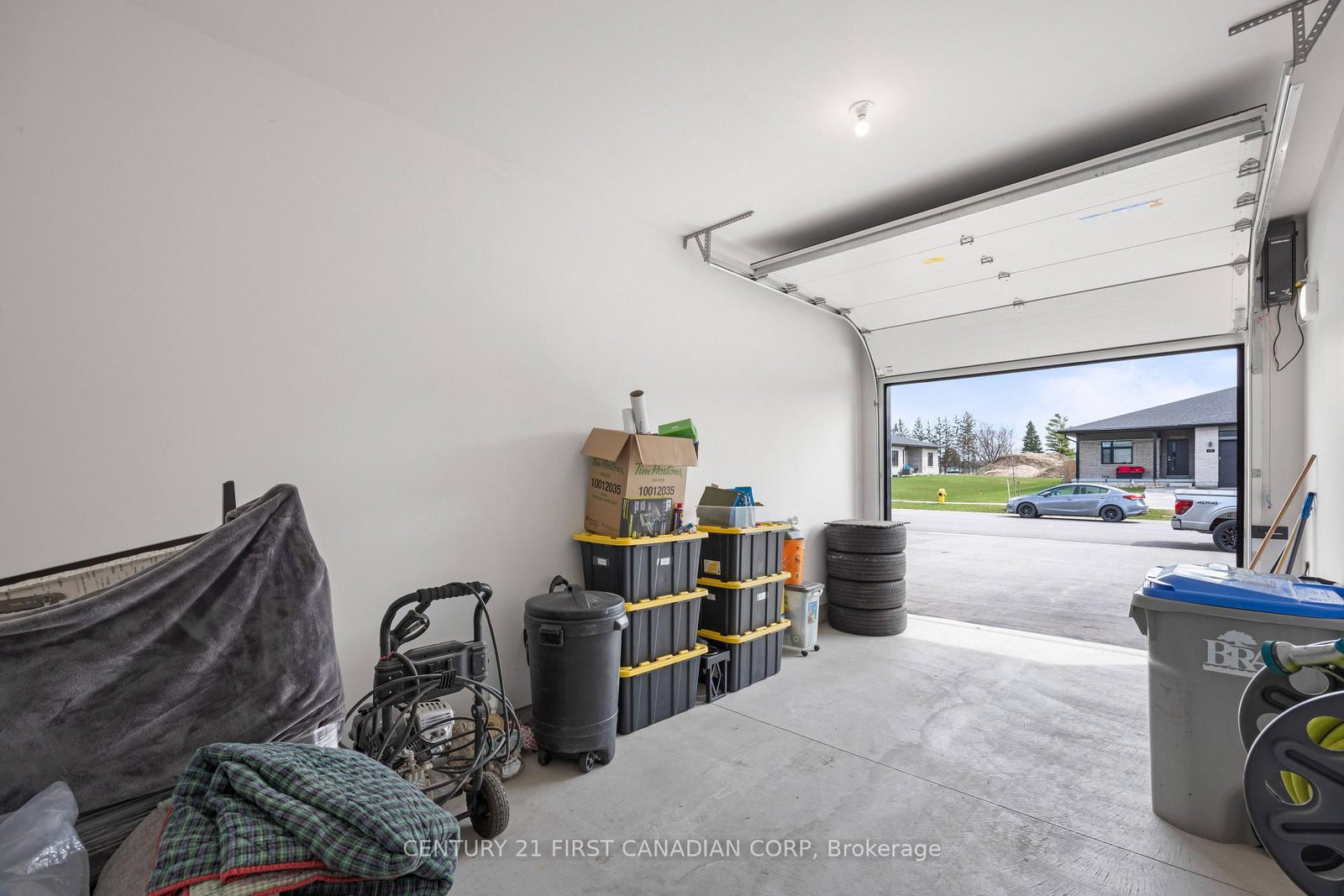 100 Rowe Avenue • South Huron, ON photo 34