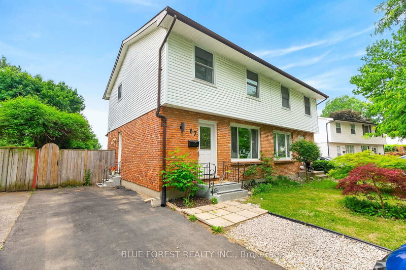 67 Breckenridge Crescent