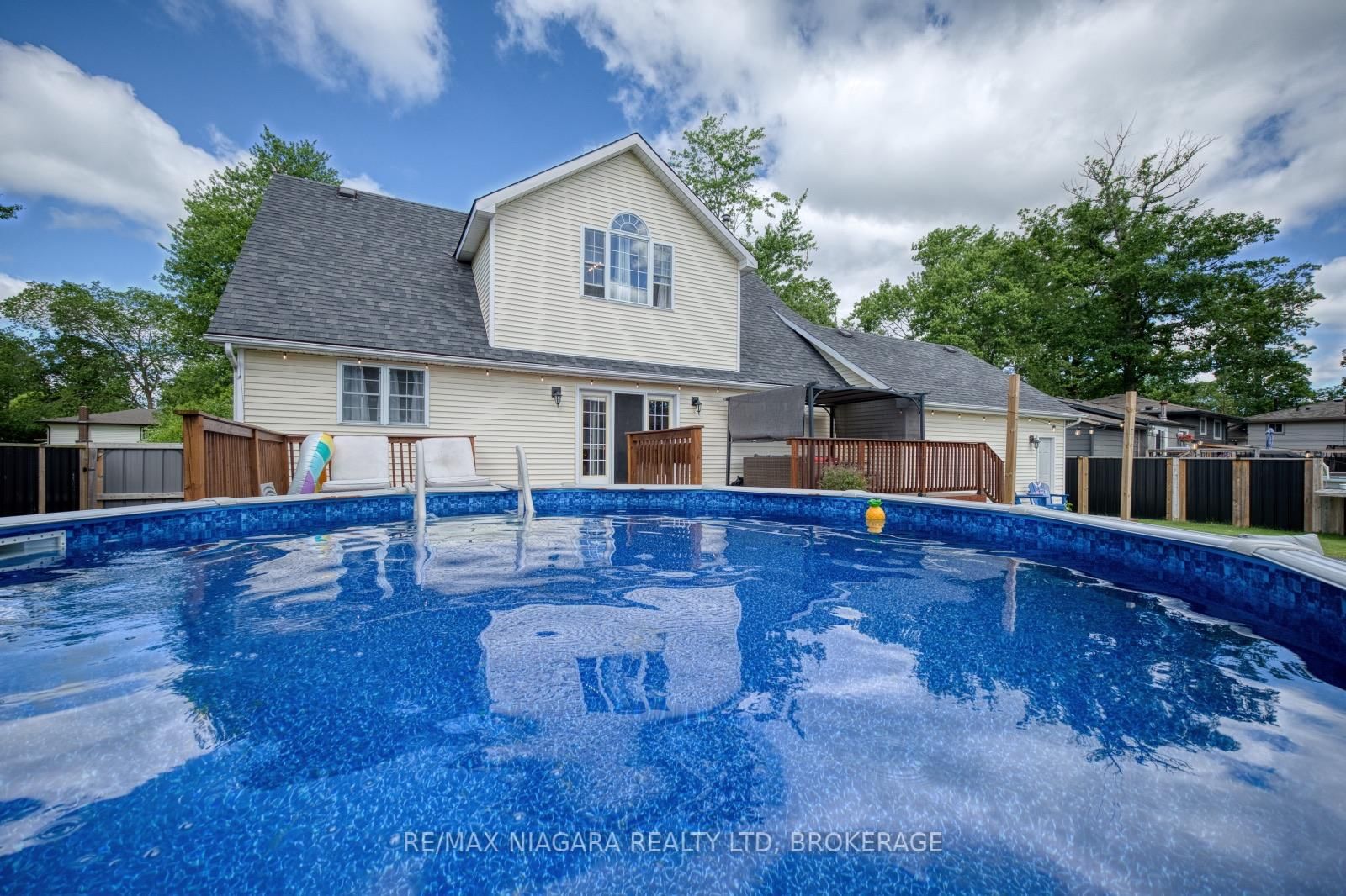 664 Lakeview Road • Fort Erie, ON photo 37