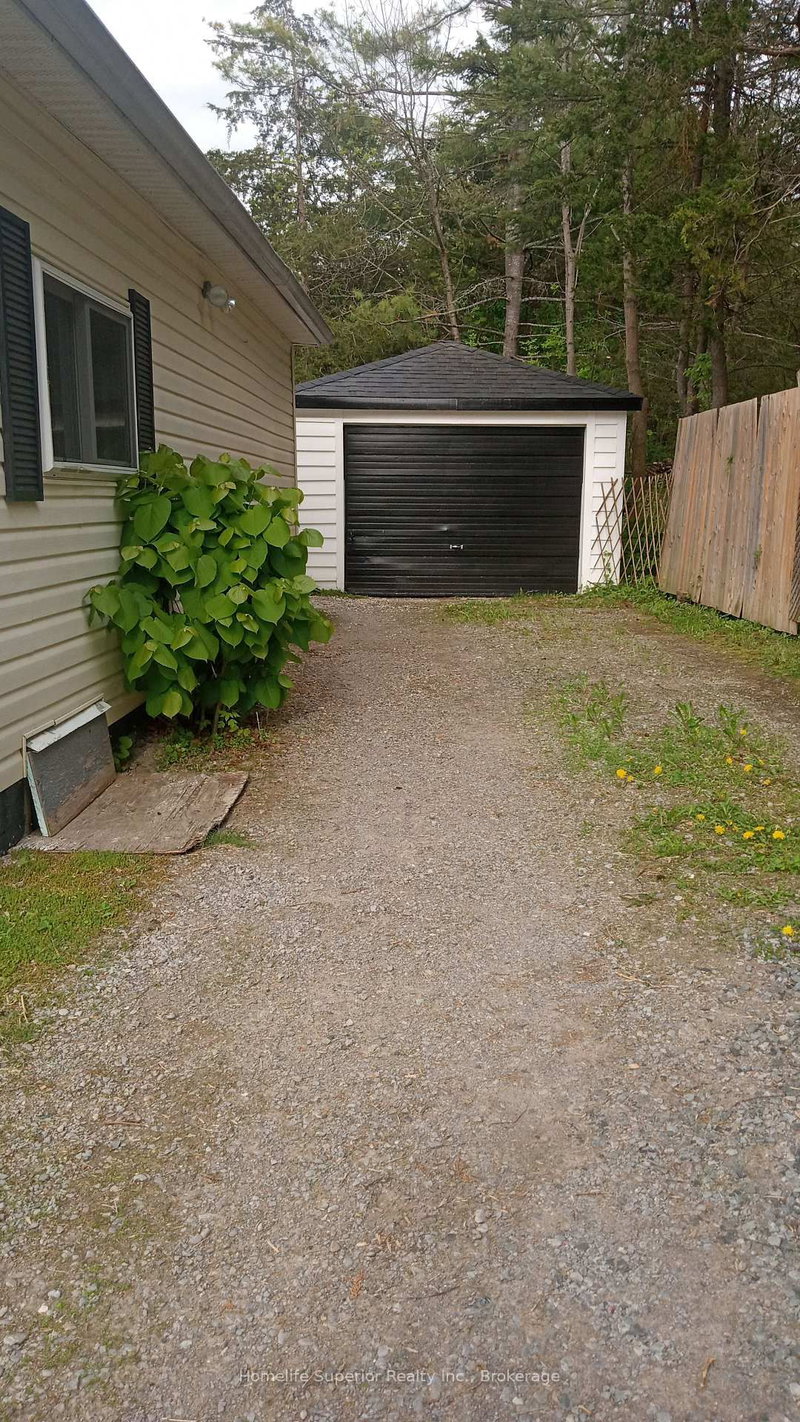 977 County Rd 38