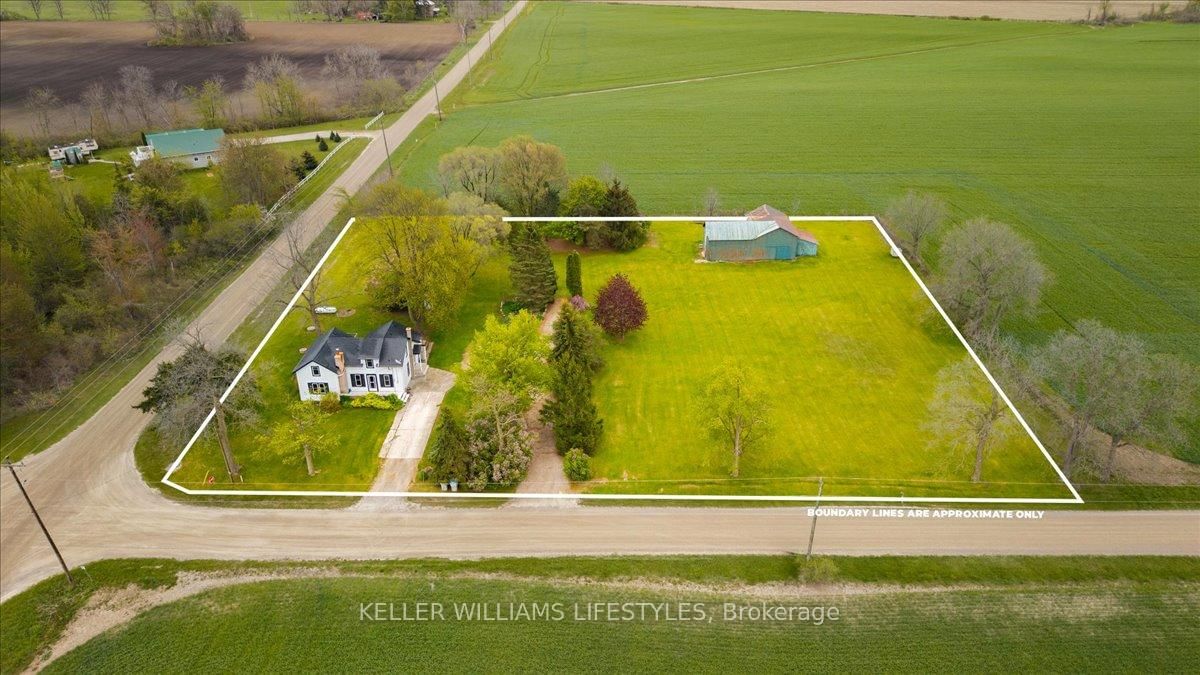 7475 Ridge Road • Lambton Shores, ON photo 2