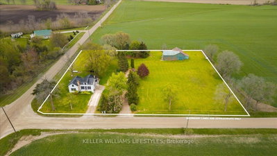 7475 Ridge Road • Lambton Shores, ON photo 2