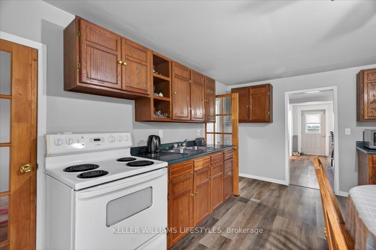 7475 Ridge Road • Lambton Shores, ON photo 23