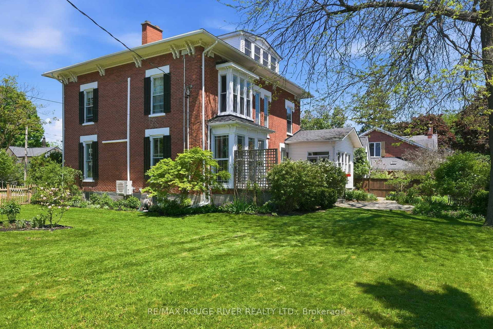 77 Havelock Street • Cobourg, ON photo 43