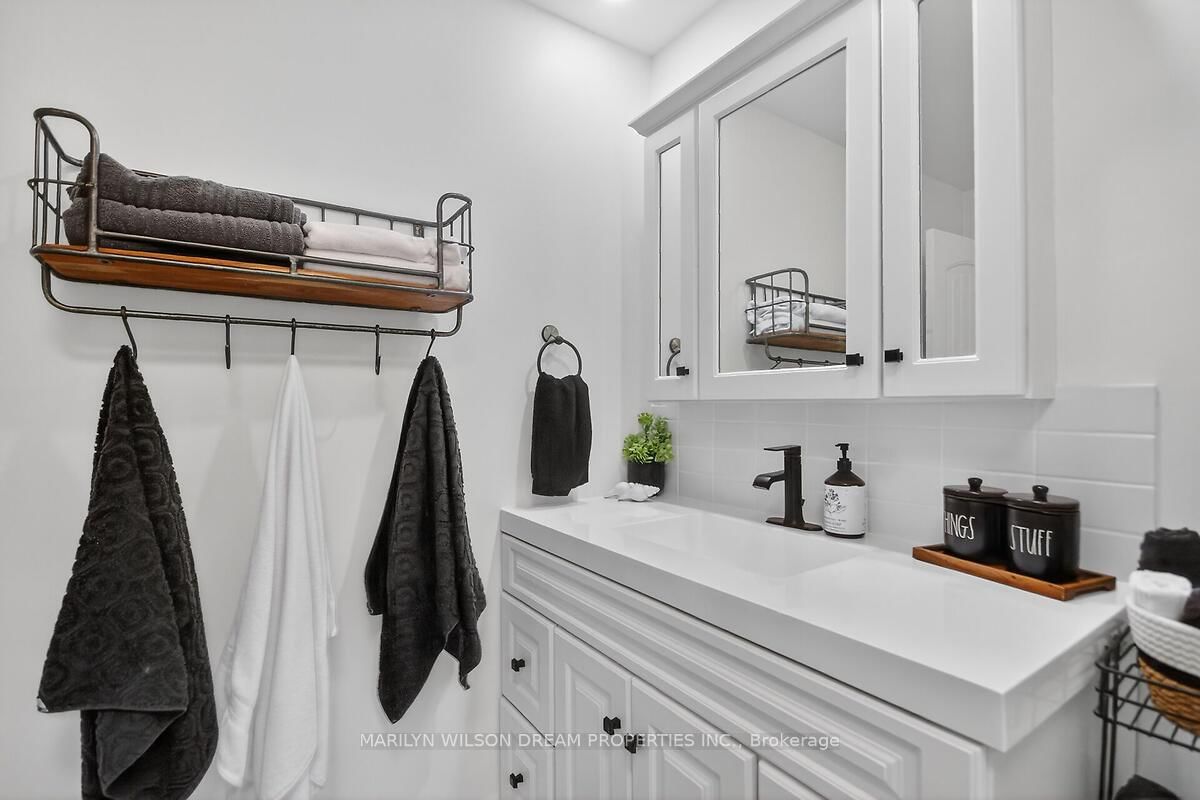 1049 Crotch Lake Trail • Arden, ON photo 25