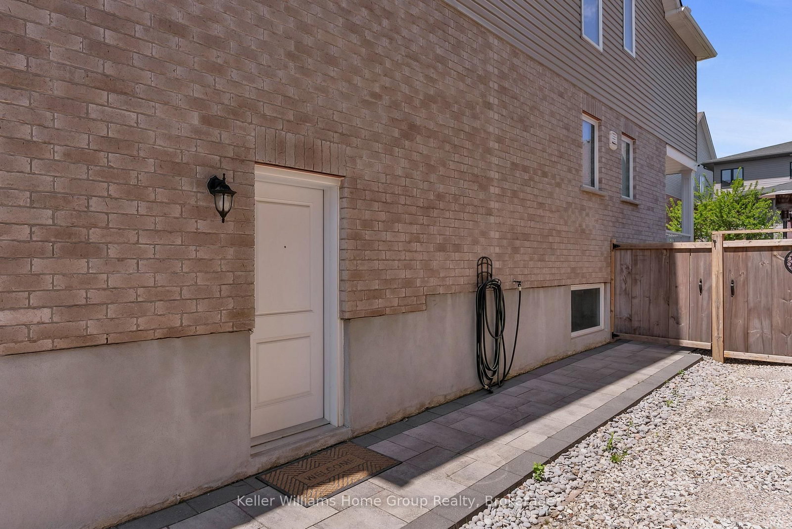 121 Lovett Lane • Guelph, ON photo 43