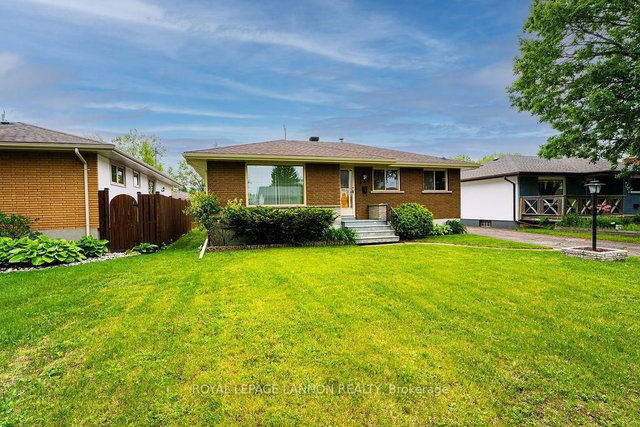 436 Amethyst Crescent