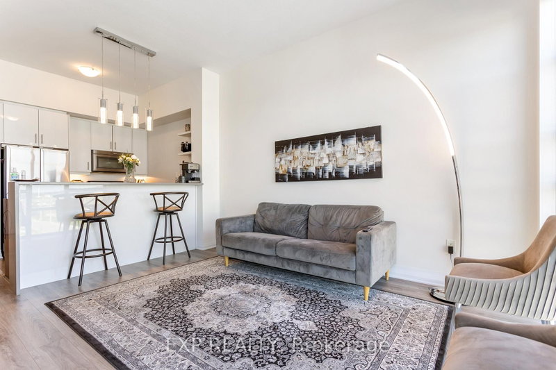 home for lease on 504-10 Concord Place