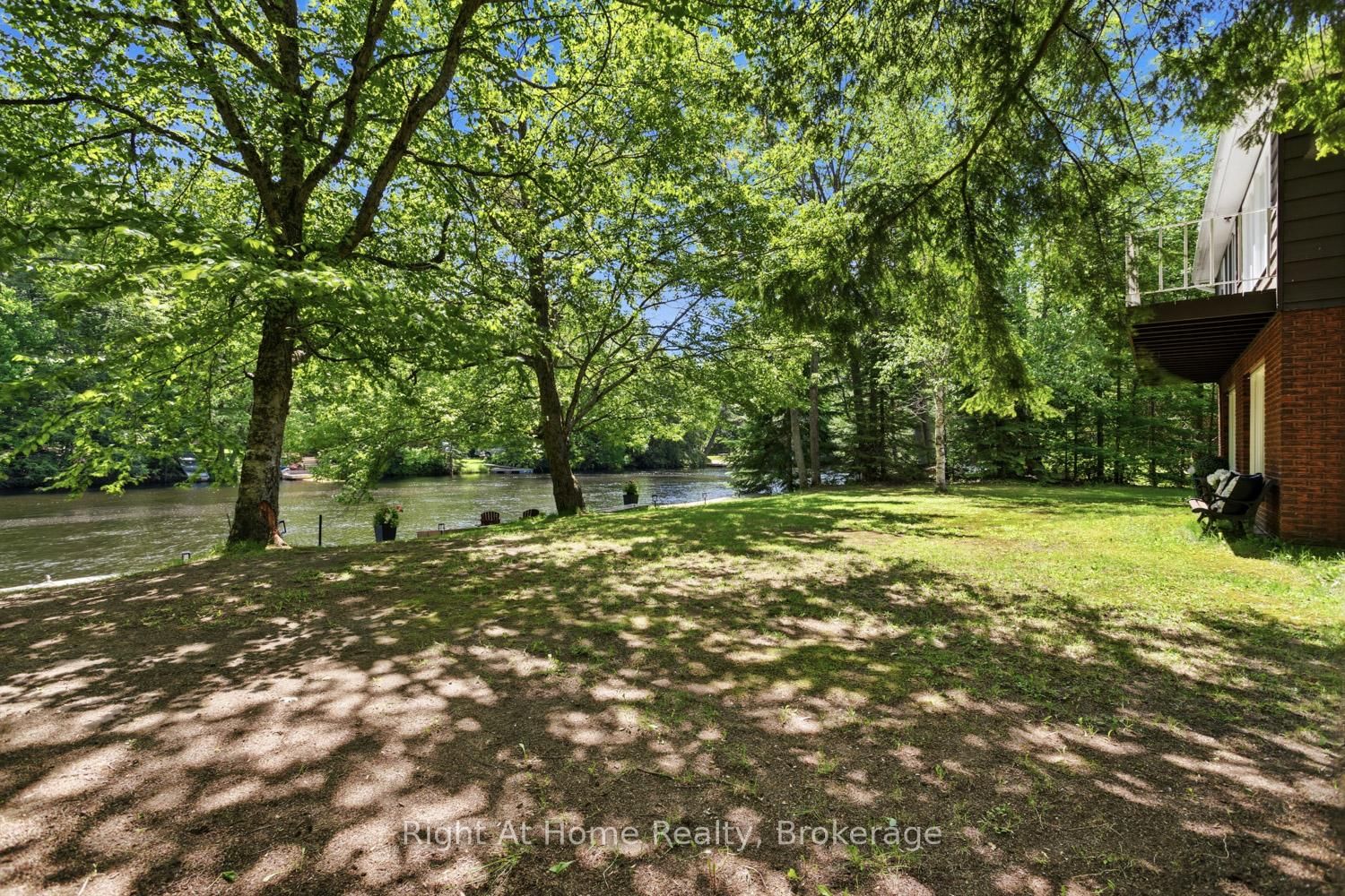 1074 Holiday Park Drive • Bracebridge, ON photo 39