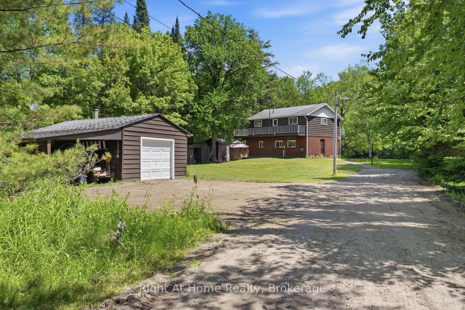 1074 Holiday Park Drive • Bracebridge, ON photo 47