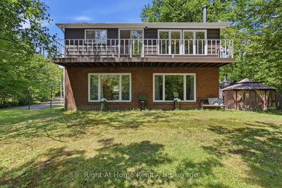1074 Holiday Park Drive • Bracebridge, ON photo 9