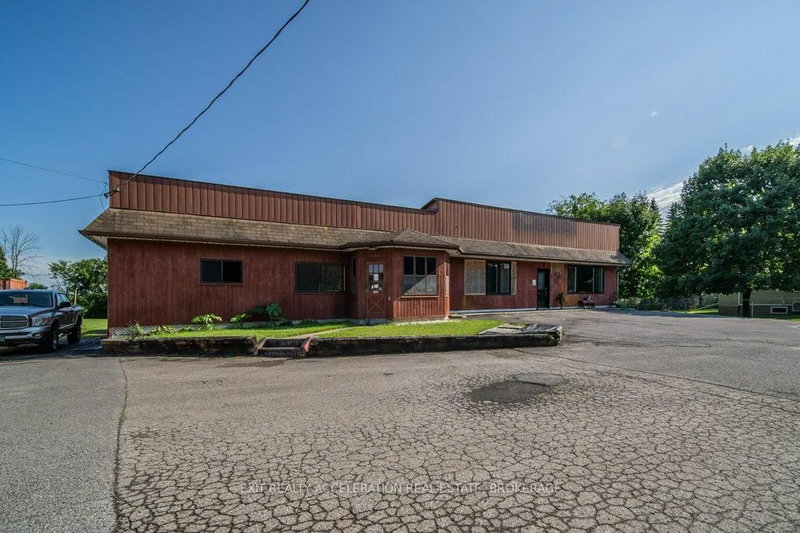 108 Dundas Street