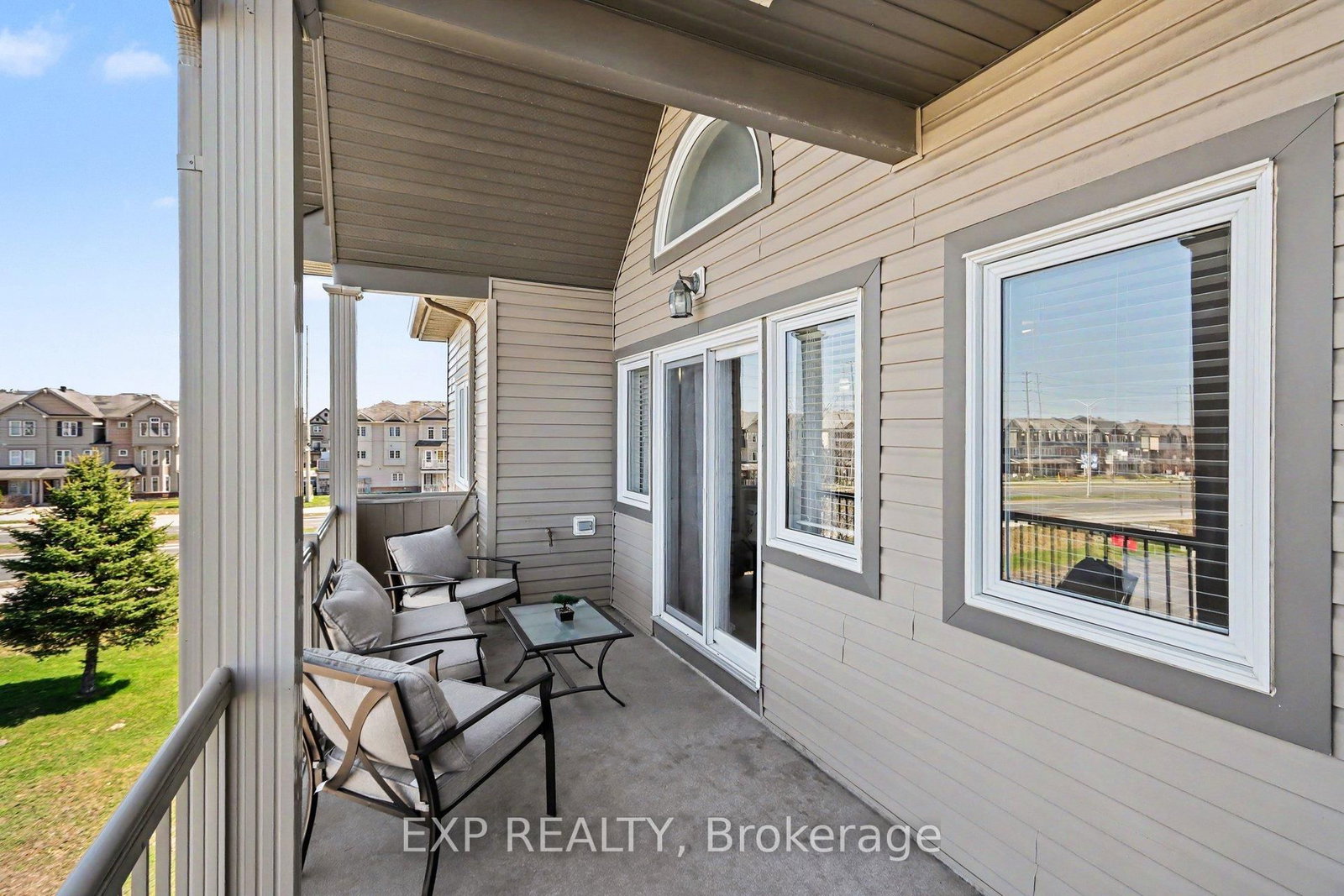 135 Harthill Way • #J • Ottawa, ON photo 23