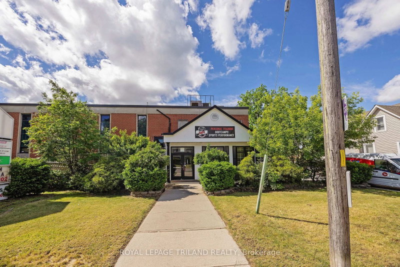 170 Wellington St photo 2