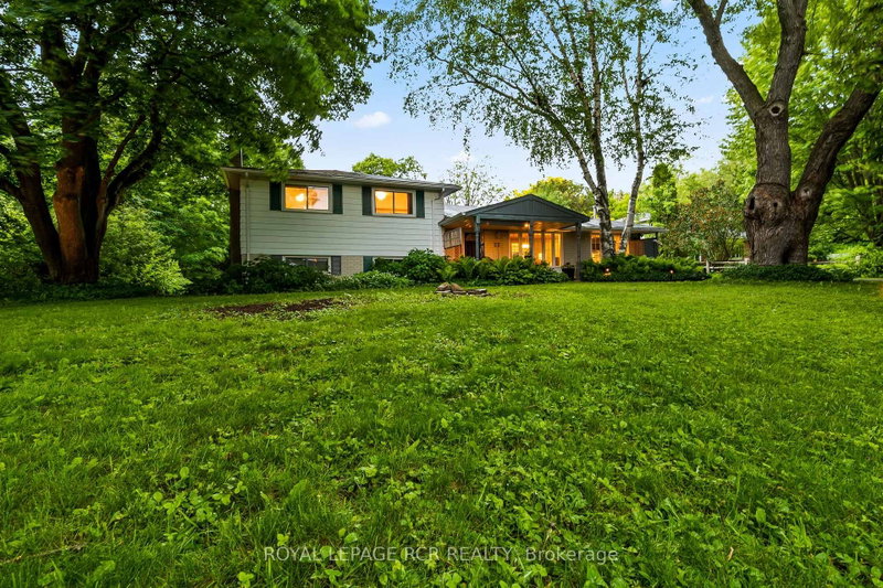 22 Randy Avenue
