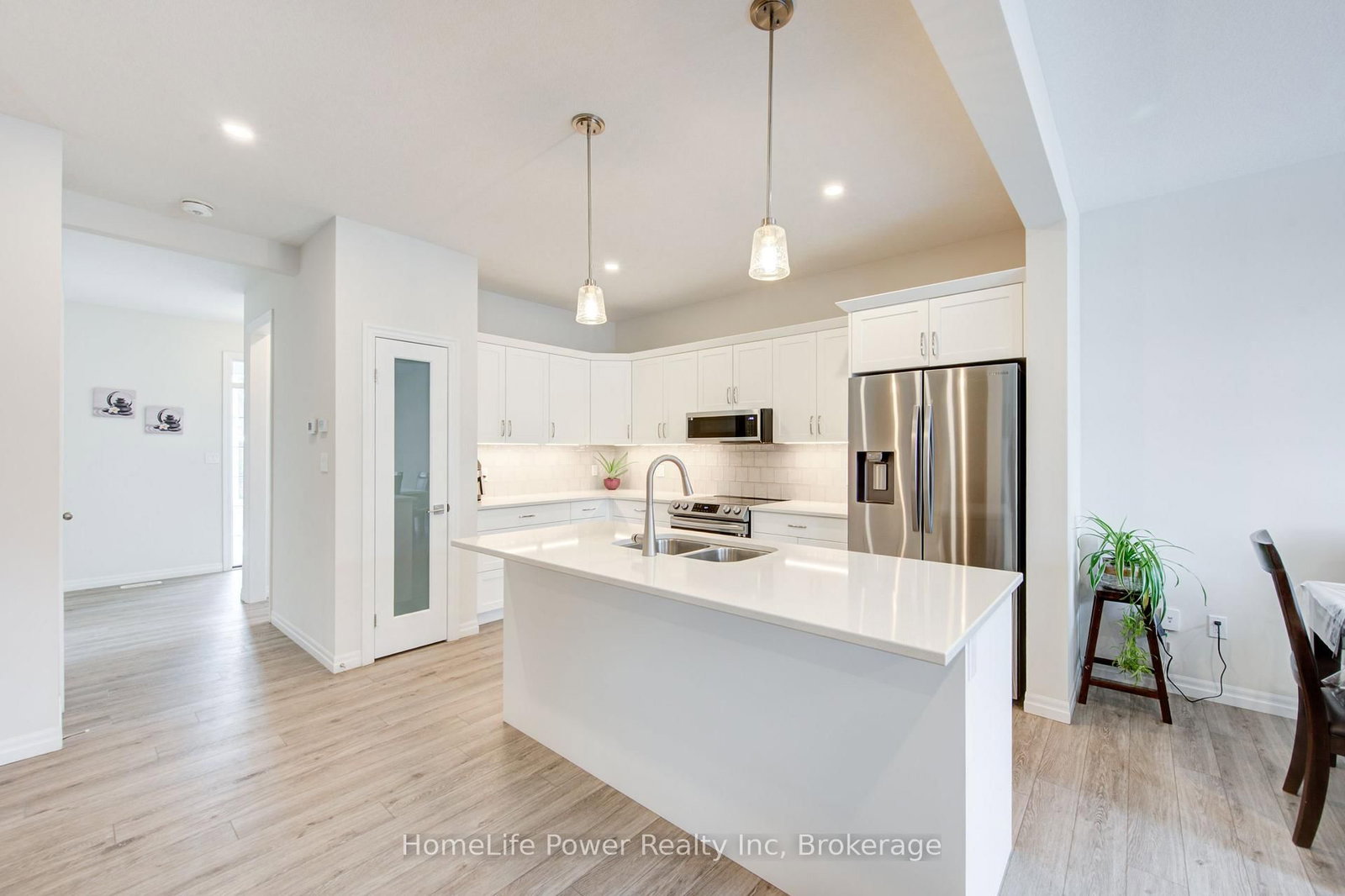4 Braun Avenue • Tillsonburg, ON photo 16