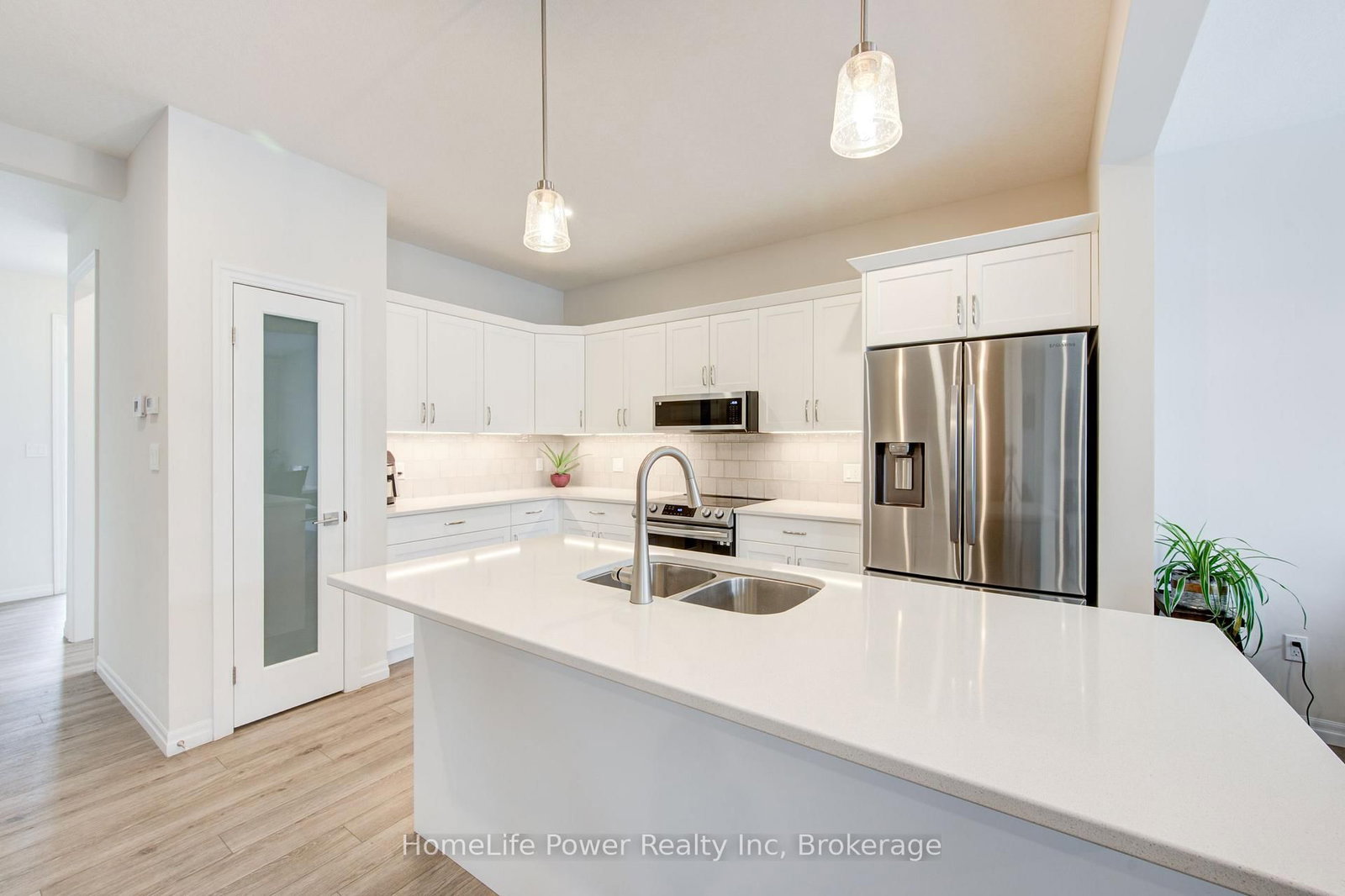 4 Braun Avenue • Tillsonburg, ON photo 17