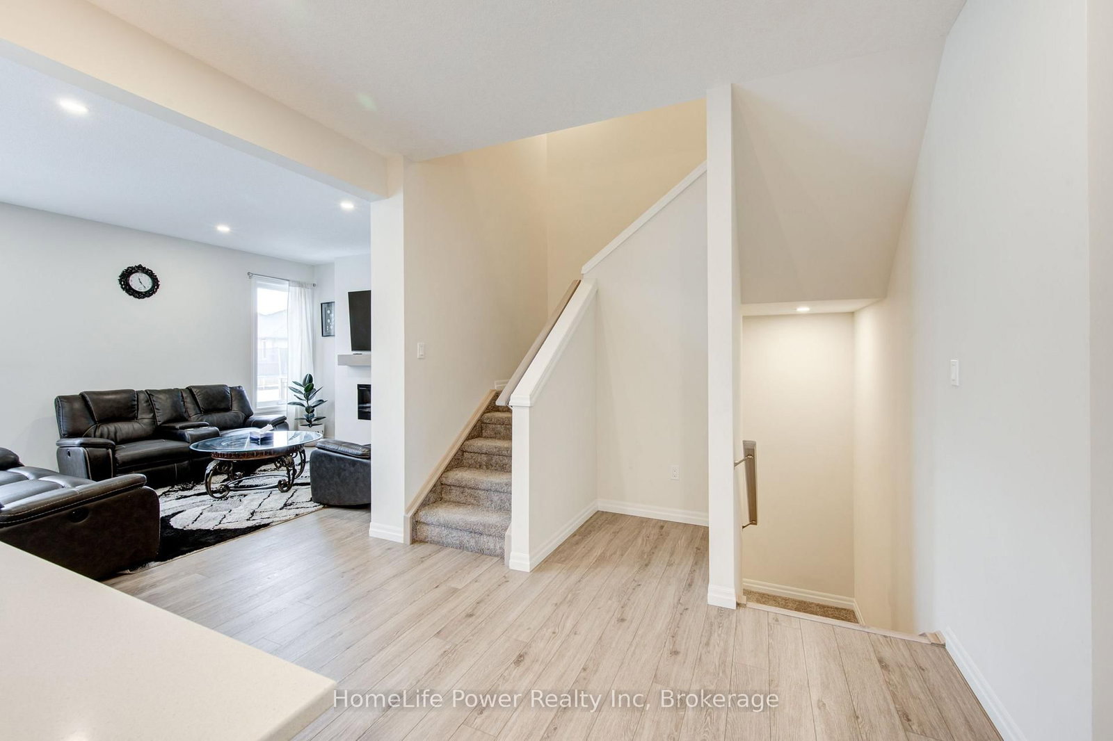 4 Braun Avenue • Tillsonburg, ON photo 18