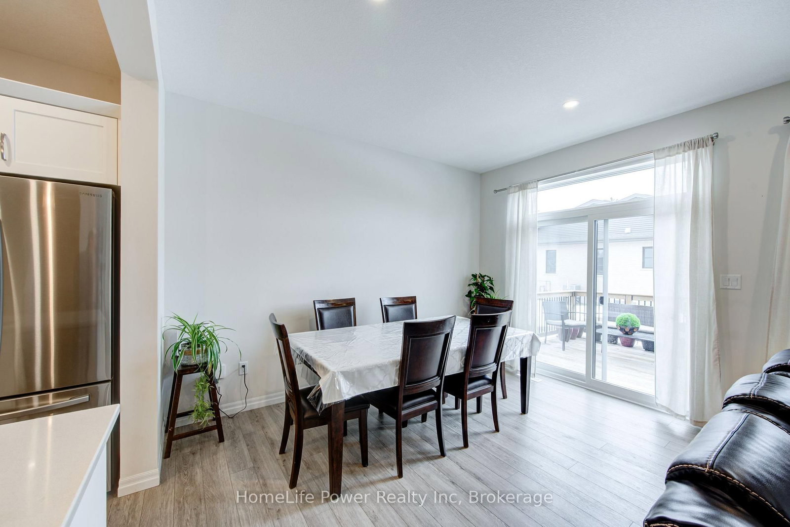 4 Braun Avenue • Tillsonburg, ON photo 23
