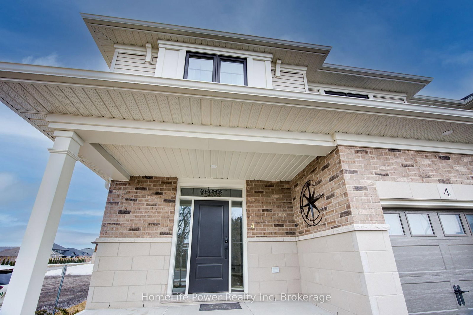 4 Braun Avenue • Tillsonburg, ON photo 3