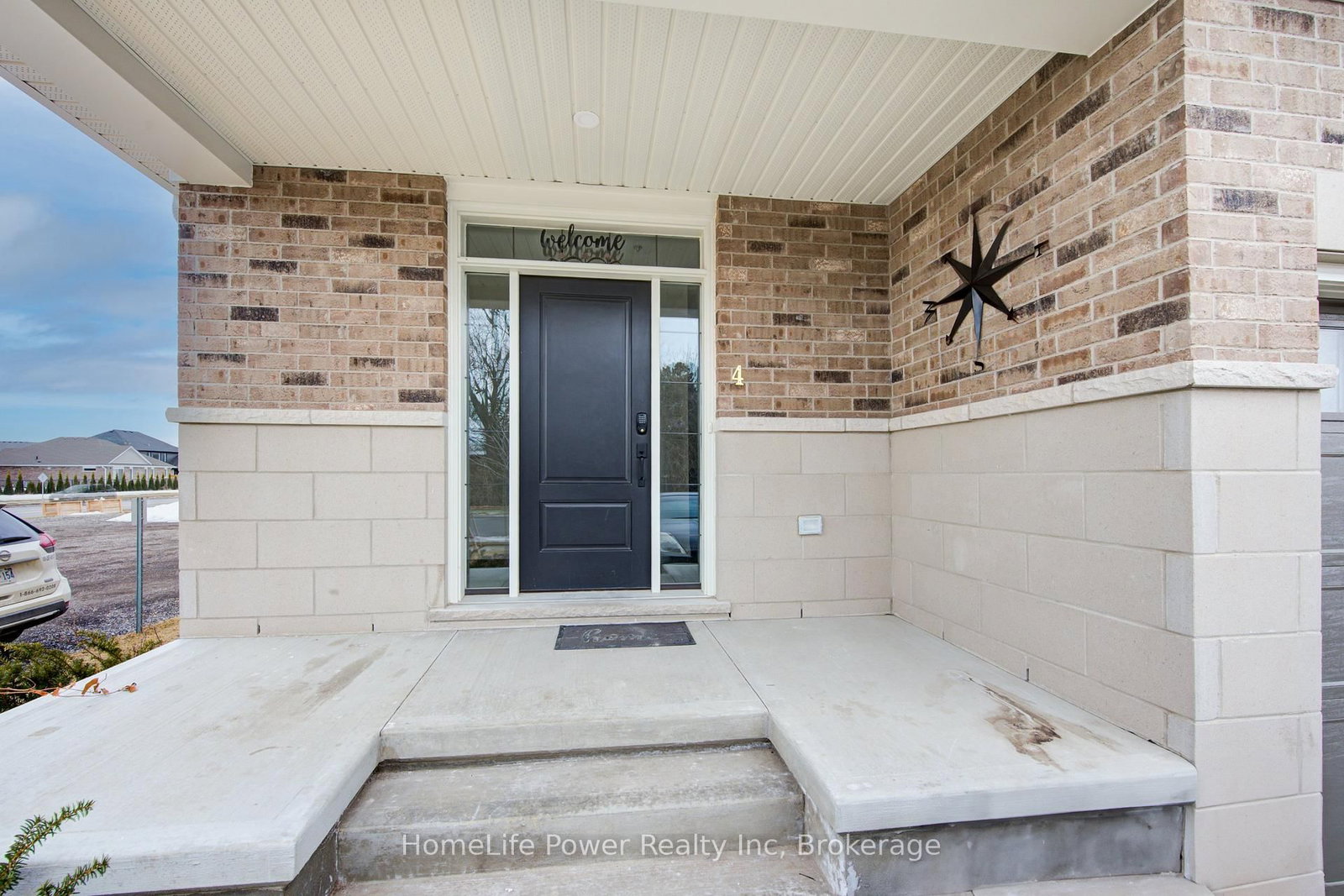 4 Braun Avenue • Tillsonburg, ON photo 4
