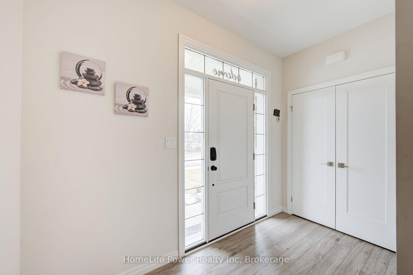 4 Braun Avenue • Tillsonburg, ON photo 6