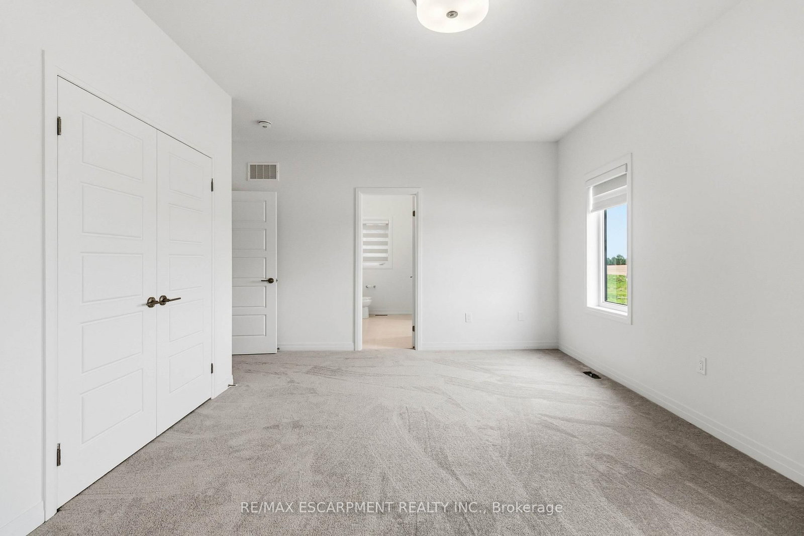 126 Hitchman Street • Brant, ON photo 21
