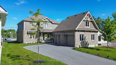 125 Villeneuve Drive