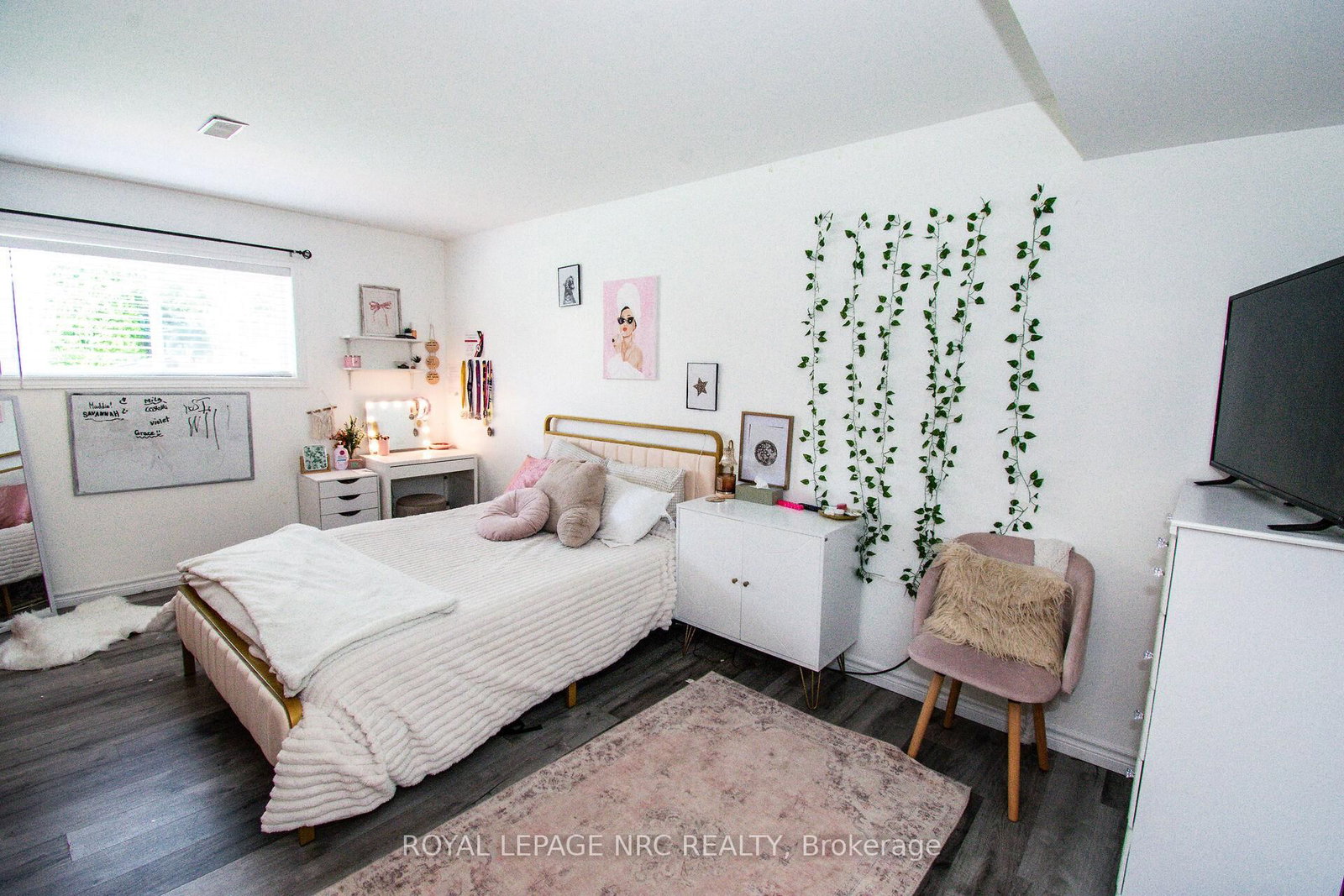 15 Arlene Street • St. Catharines, ON photo 18