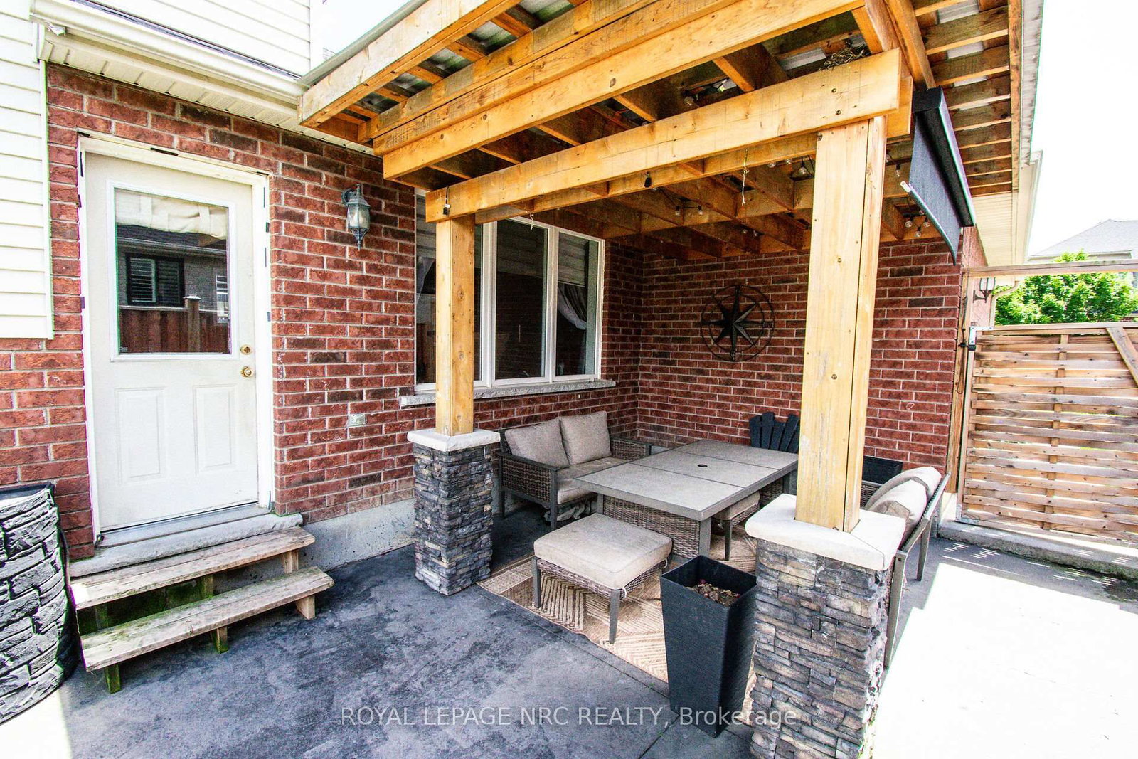 15 Arlene Street • St. Catharines, ON photo 42