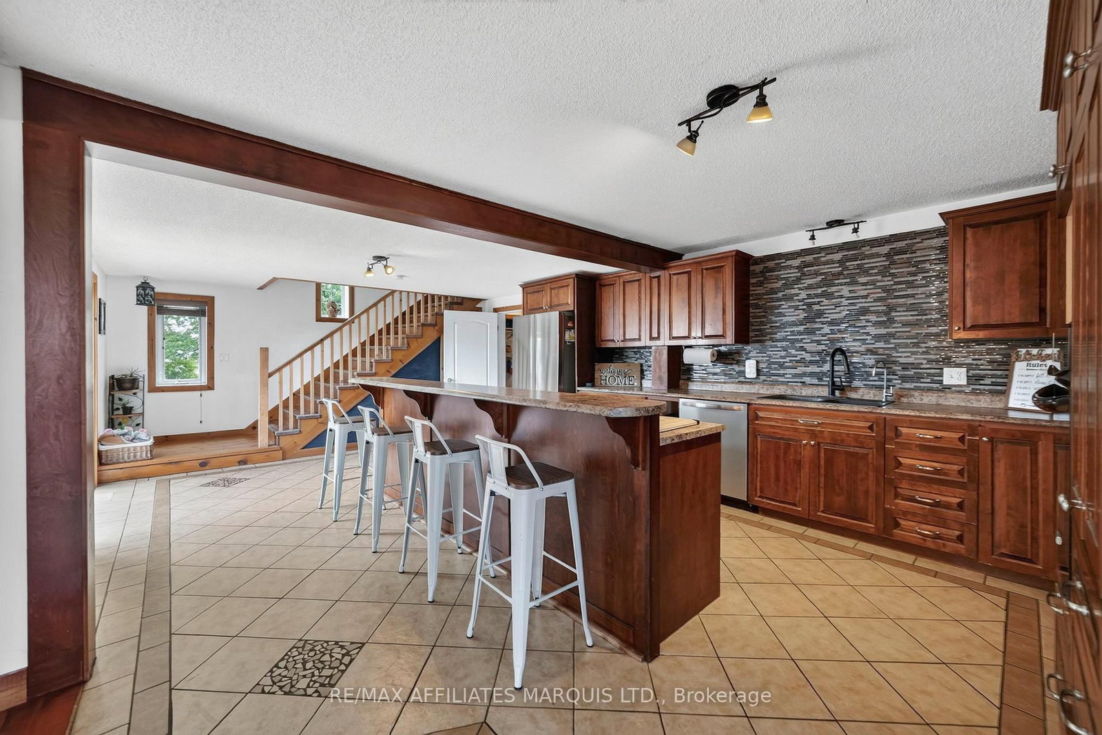 22006 Old Highway 2 • South Glengarry, ON photo 10