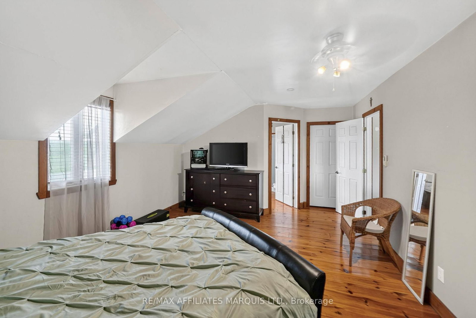 22006 Old Highway 2 • South Glengarry, ON photo 19