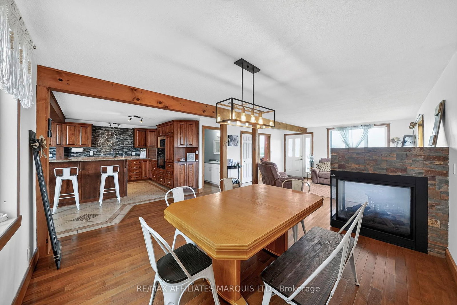 22006 Old Highway 2 • South Glengarry, ON photo 7