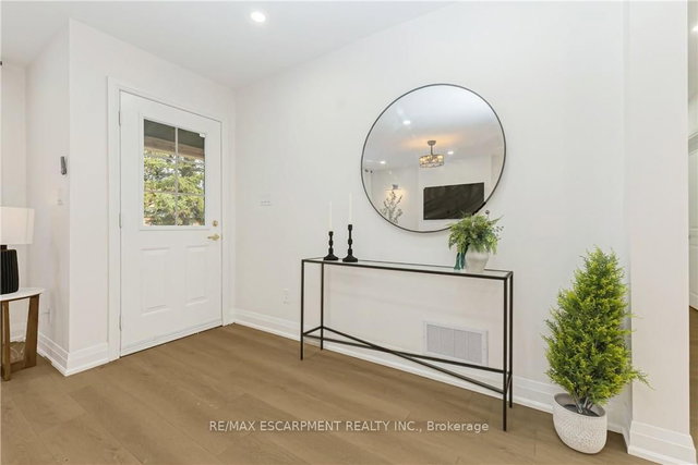 487 East 37th Street