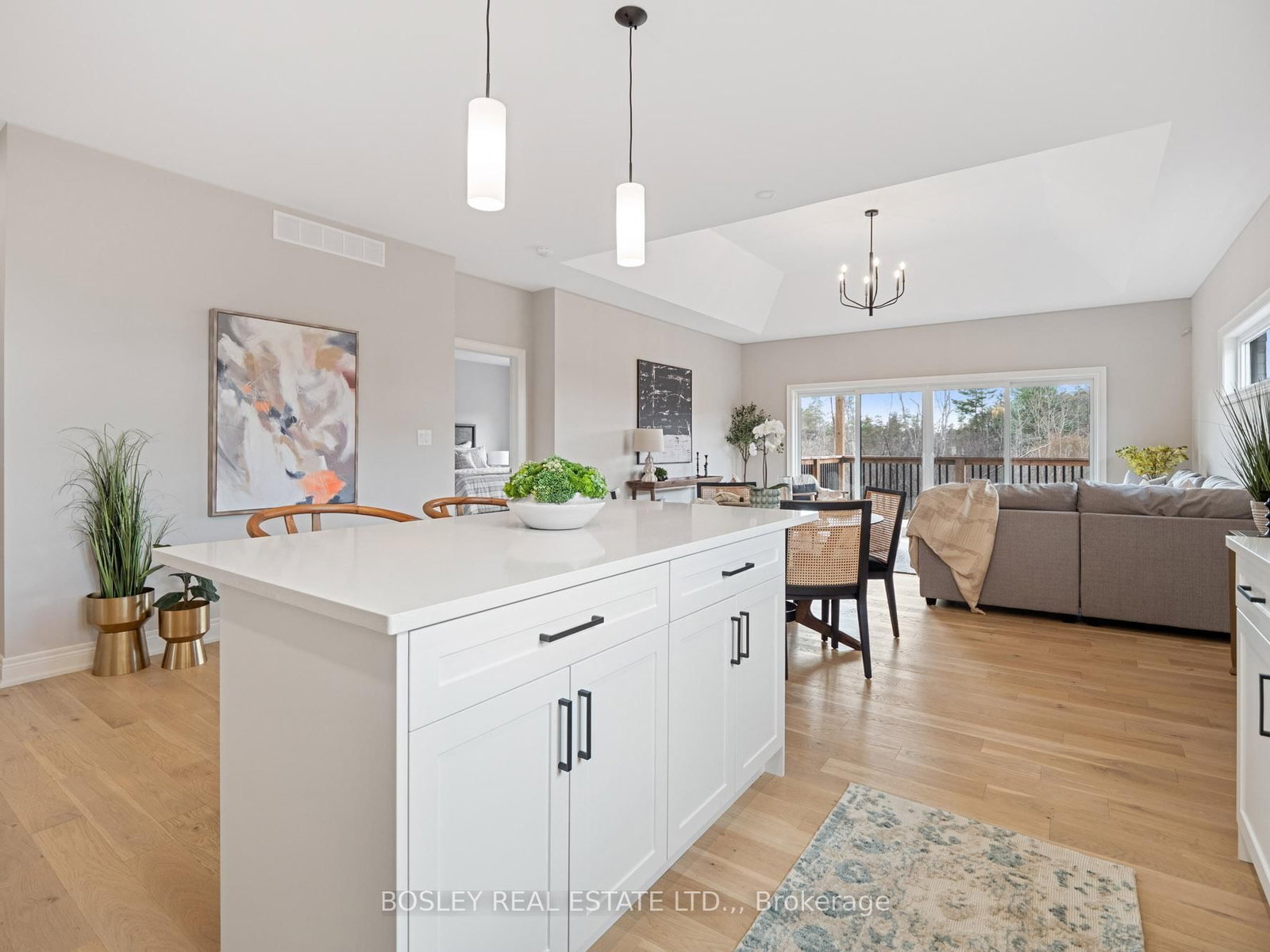 505 ROYAL RIDGE Drive • Fort Erie, ON photo 14