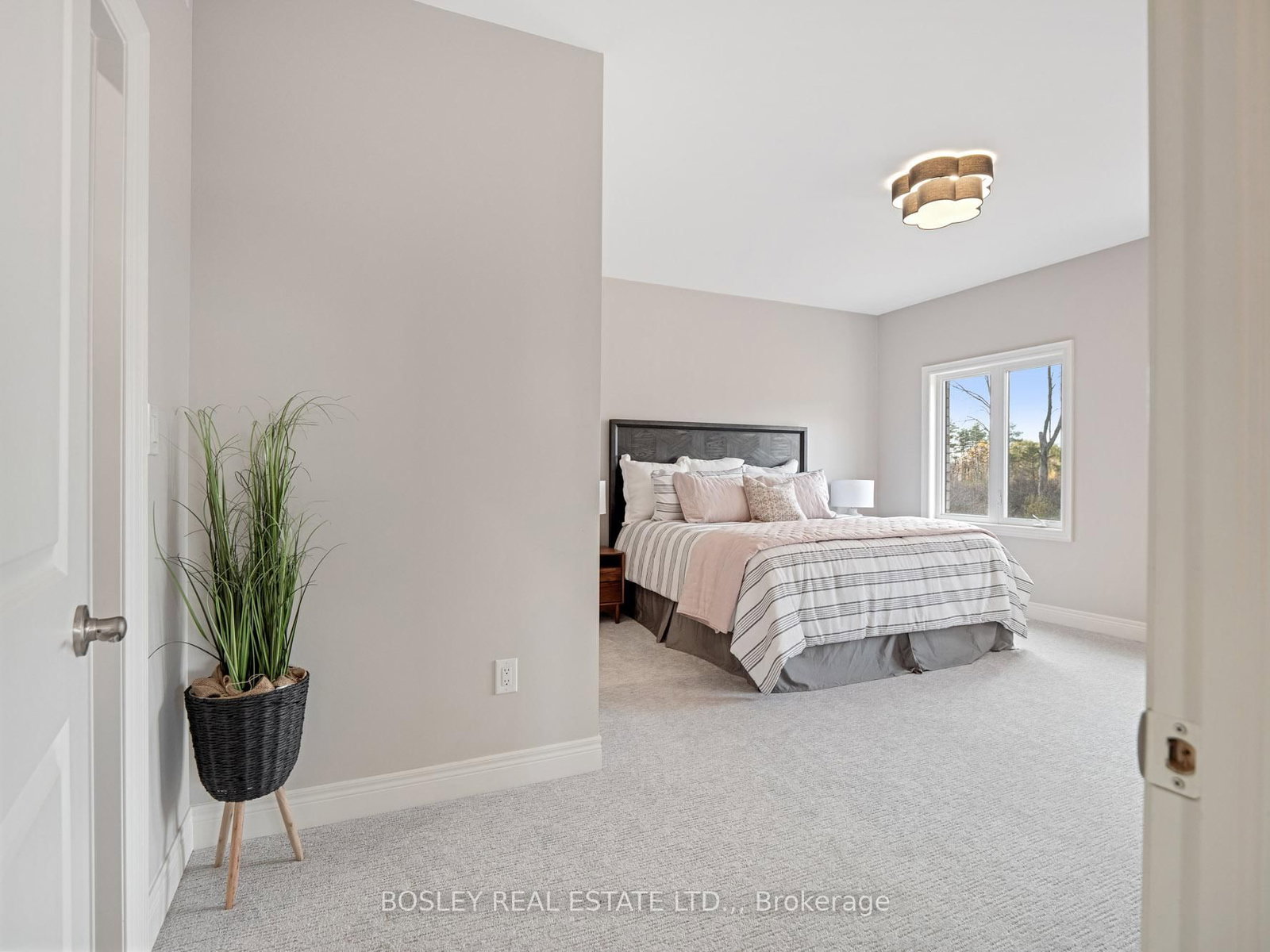 505 ROYAL RIDGE Drive • Fort Erie, ON photo 20