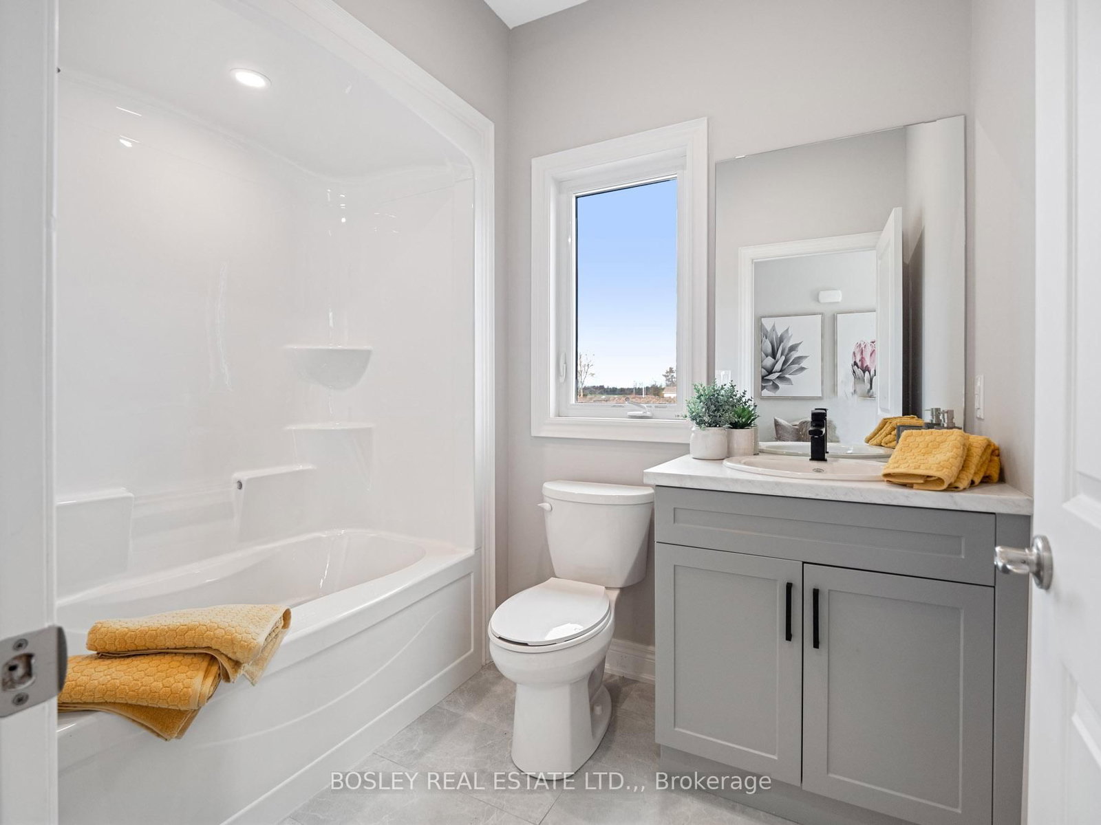 505 ROYAL RIDGE Drive • Fort Erie, ON photo 23
