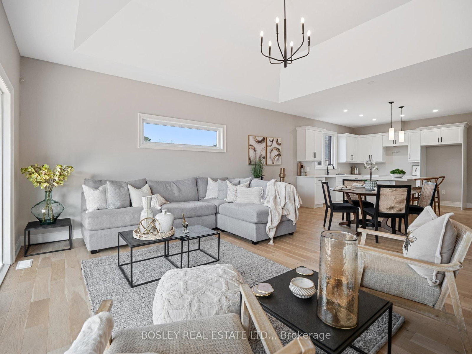 505 ROYAL RIDGE Drive • Fort Erie, ON photo 8