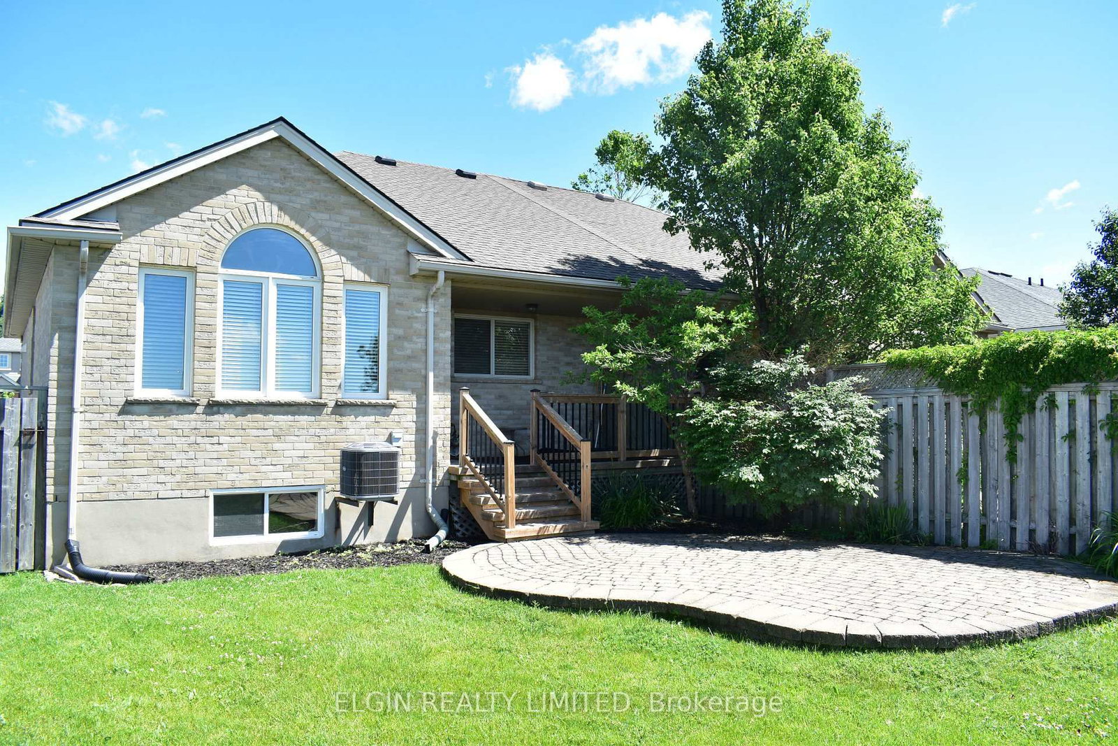 22 Axford Parkway • St. Thomas, ON photo 24