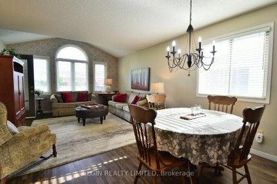 22 Axford Parkway • St. Thomas, ON photo 9