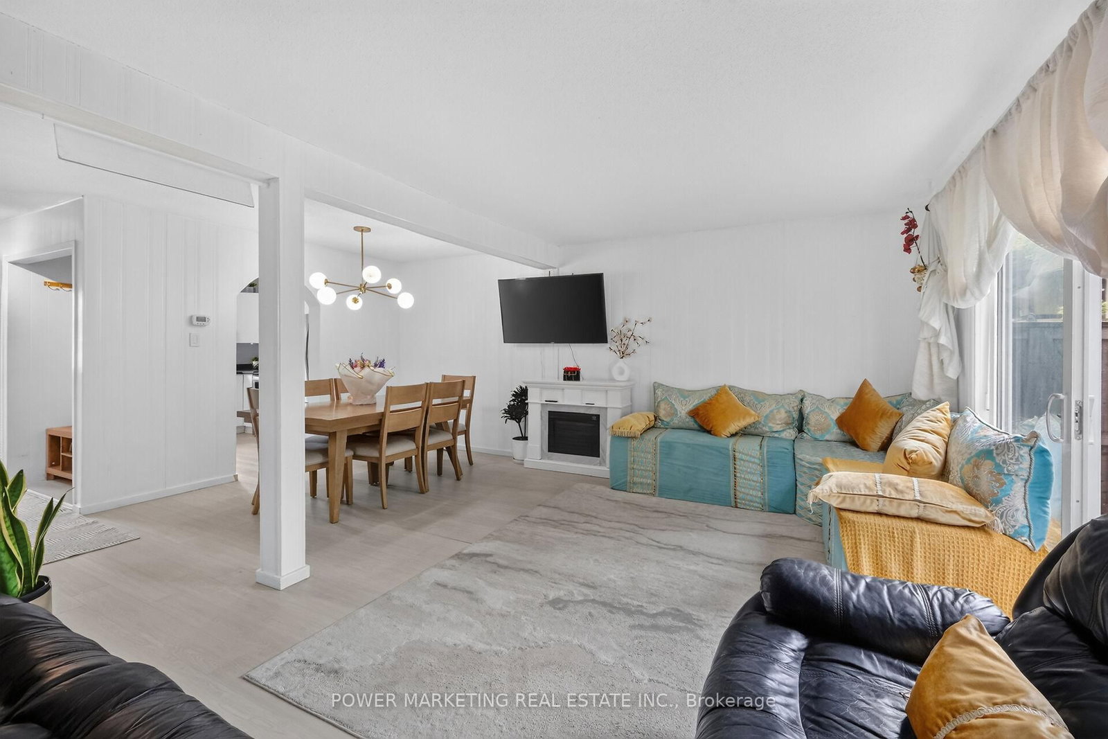 6213 BROOKSIDE Lane • Ottawa, ON photo 12