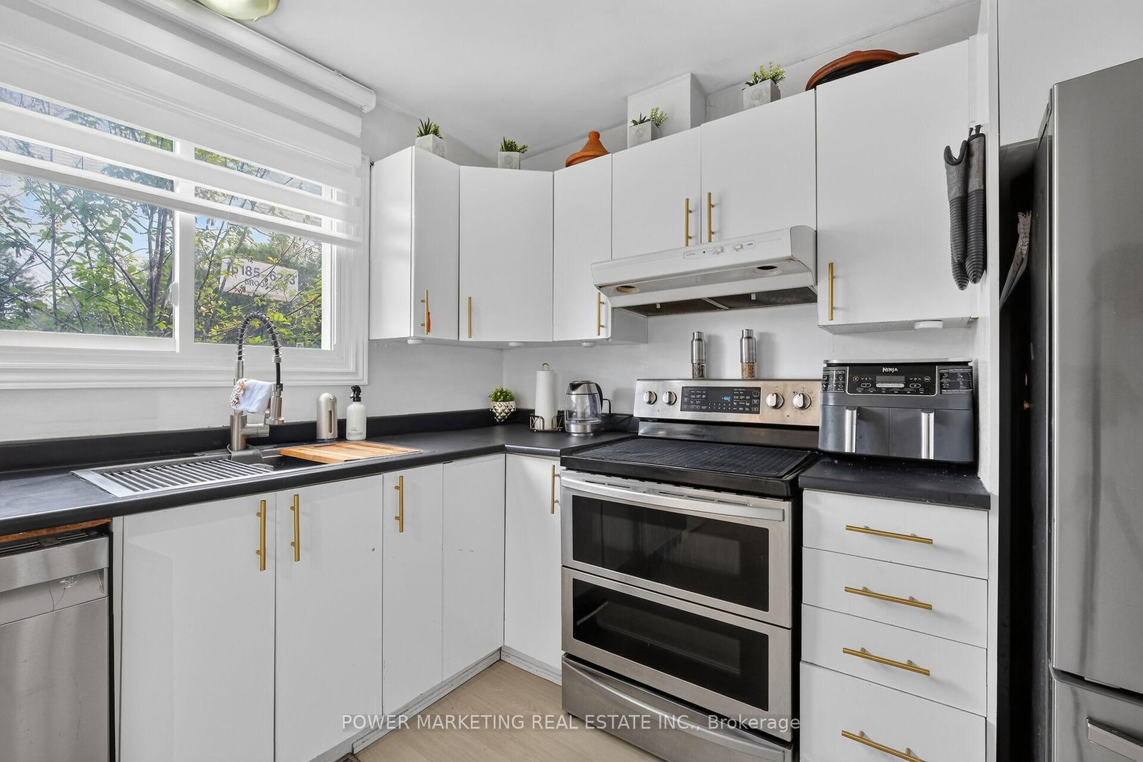 6213 BROOKSIDE Lane • Ottawa, ON photo 22