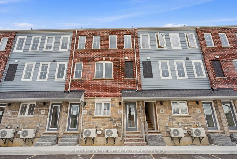 70 - 677 Park Road N