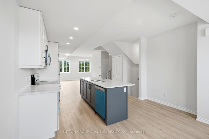70 - 677 Park Road N