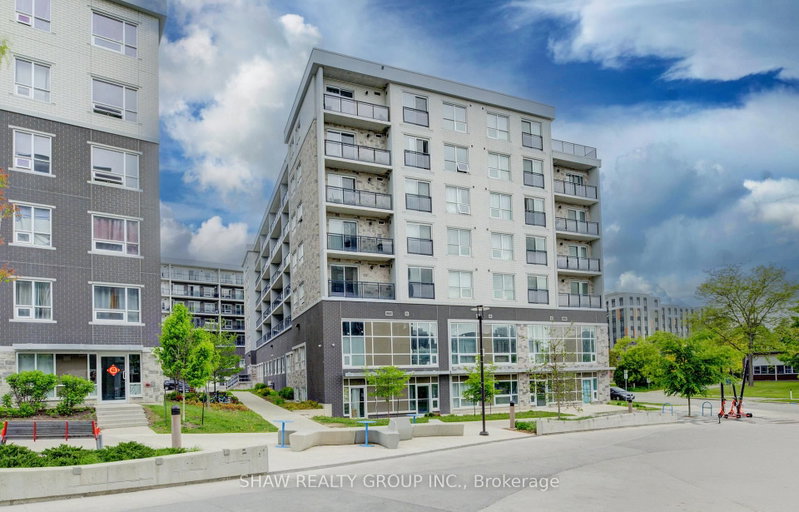 275 Larch St photo 2
